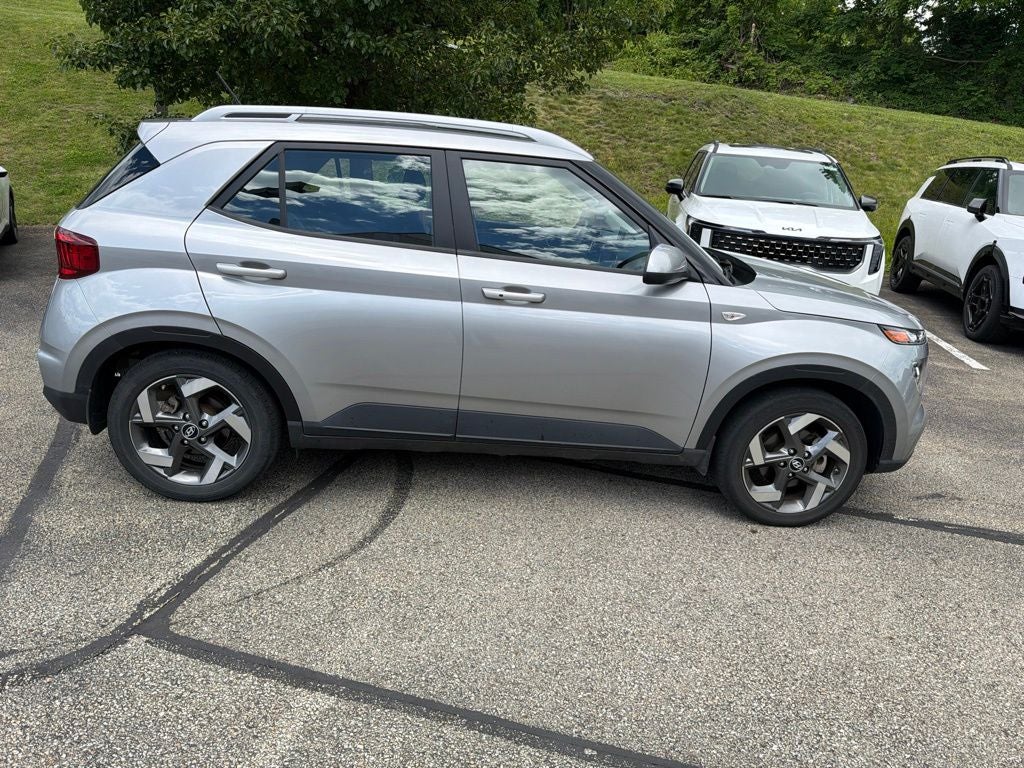 2024 Hyundai Venue SEL