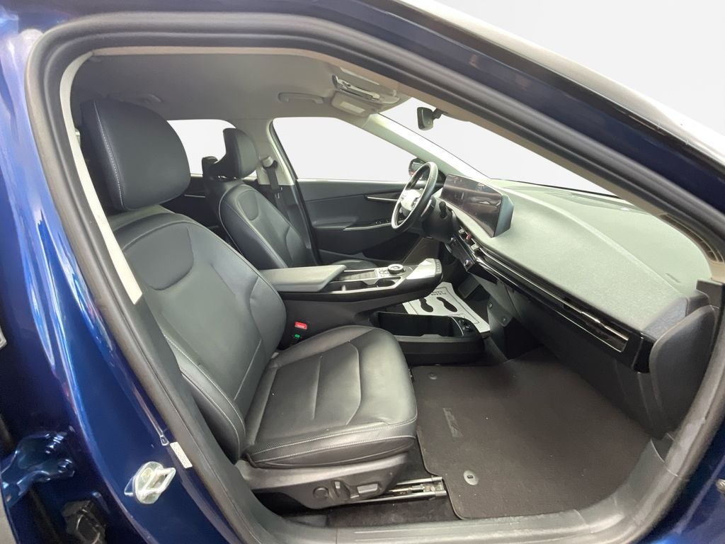 2022 Kia EV6 Wind