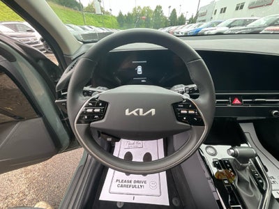 2025 Kia Niro EX