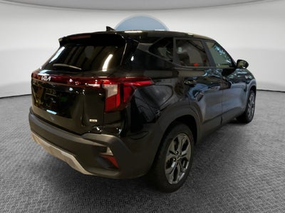 2025 Kia Seltos LX