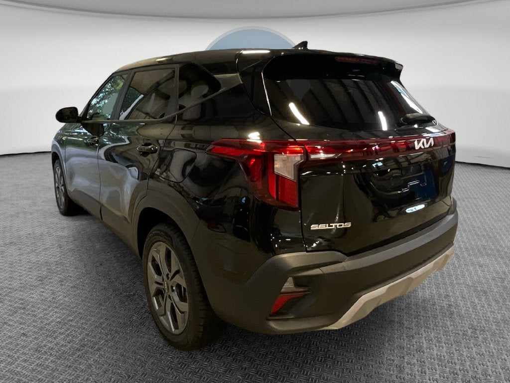 2025 Kia Seltos LX