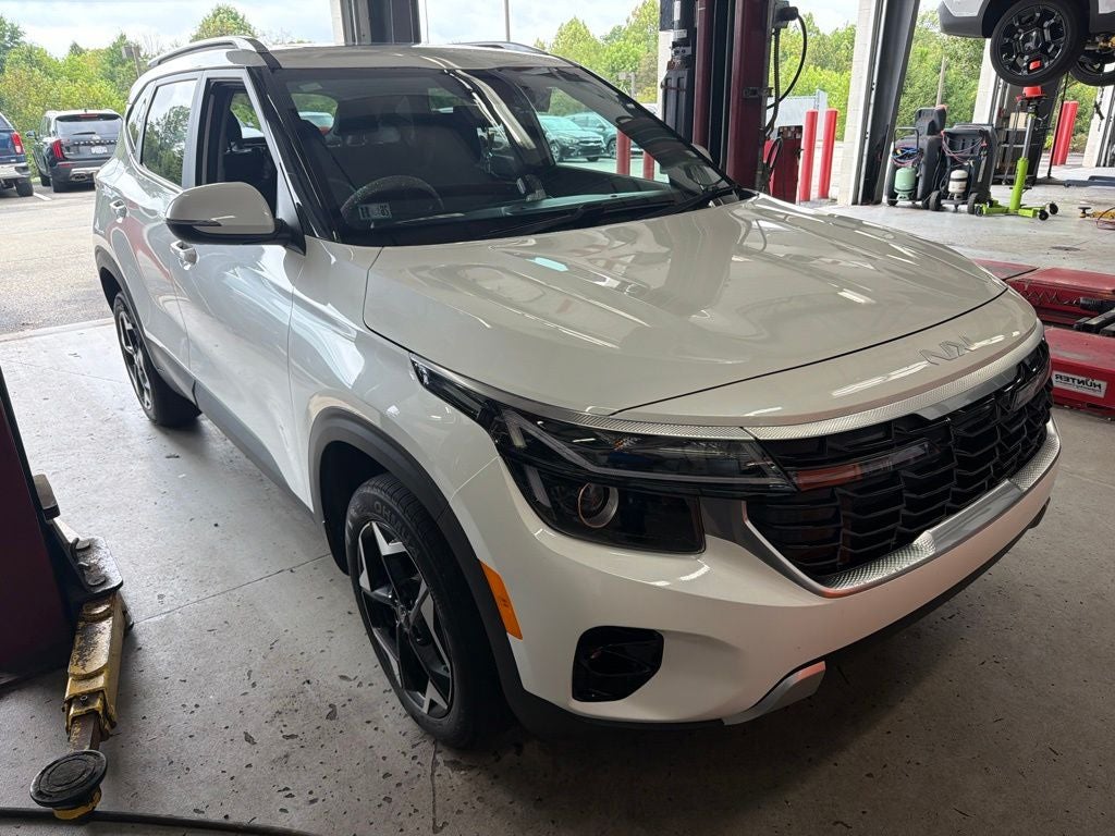 2024 Kia Seltos EX