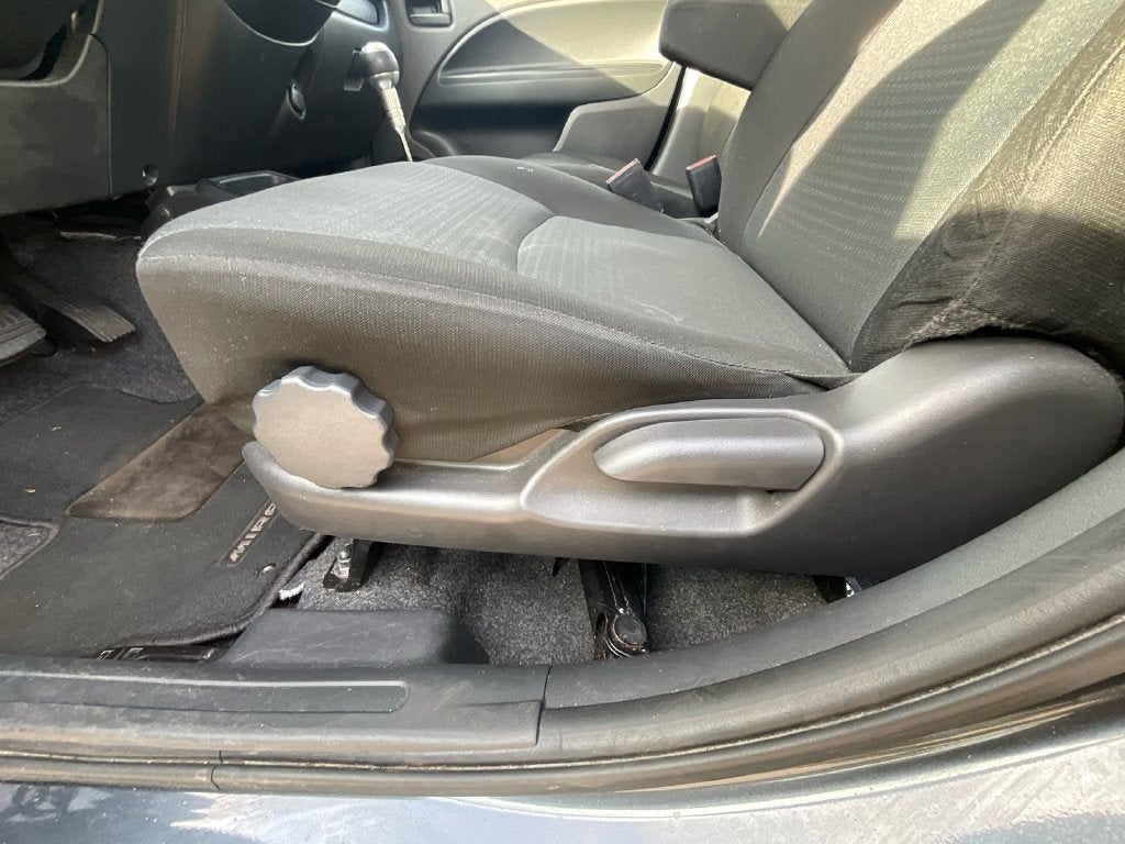 2024 Mitsubishi Mirage G4 ES