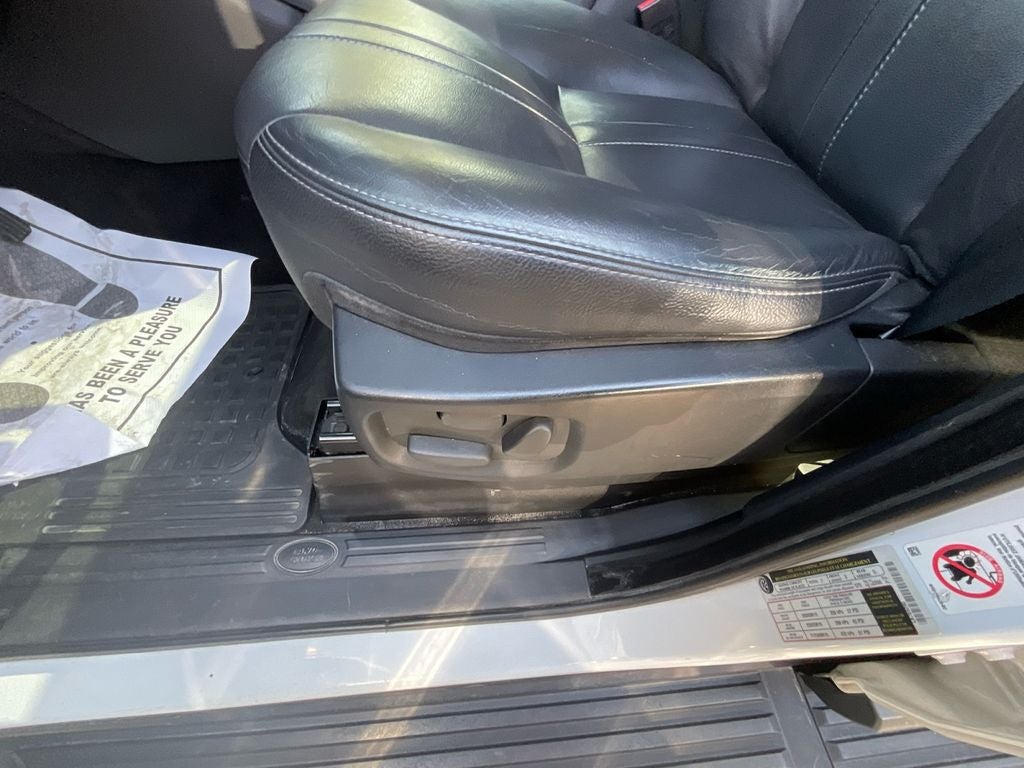 2015 Land Rover LR4 Base