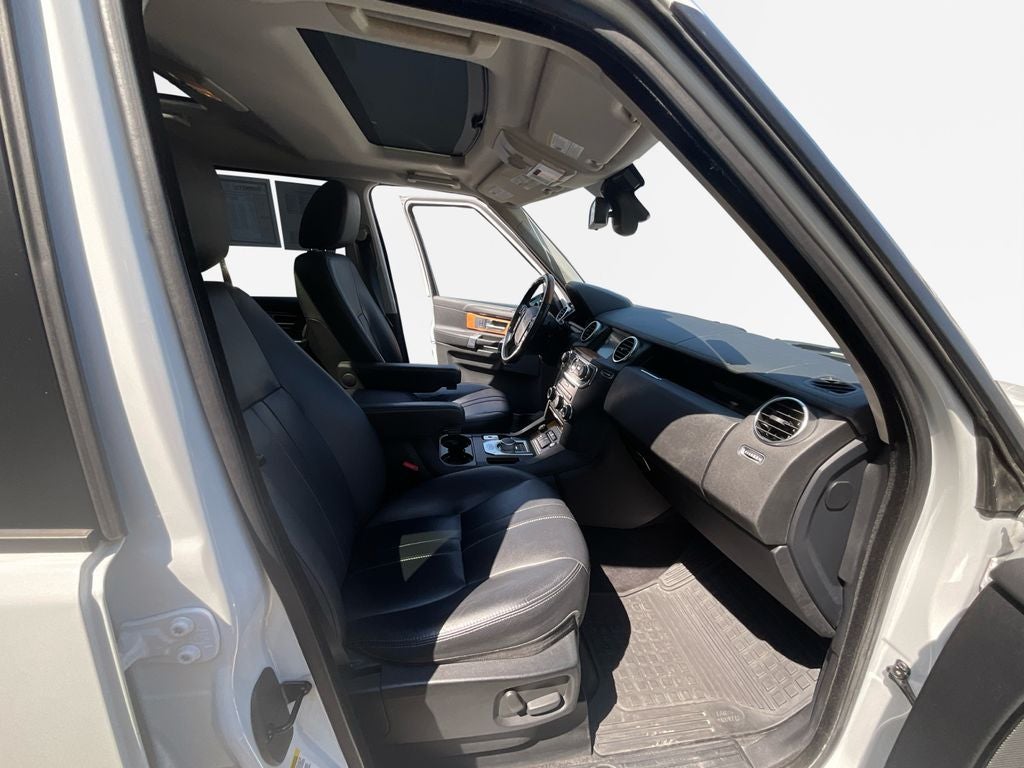 2015 Land Rover LR4 Base